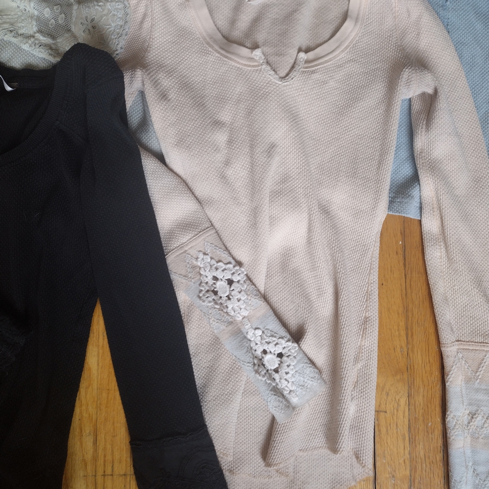 Bundle Of 4 Free People Thermals, Great Condition - Picture 4 of 5